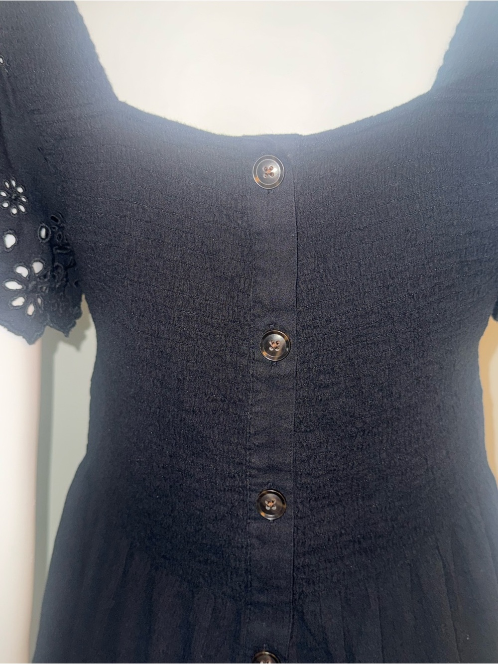 Madewell Black Square-Neck Eyelet Puff Sleeve Peplum Top - Picture 9 of 13
